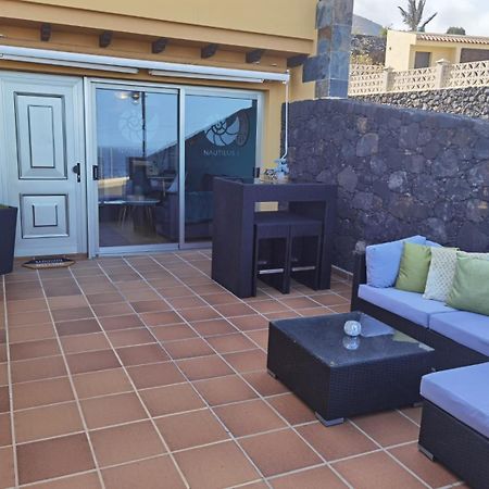 Nautilus I: Casa Con Terraza Y Vistas Al Mar Apartment La Caleta  Luaran gambar